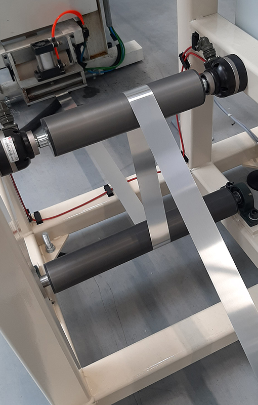 CF.85 load cell on narrow web