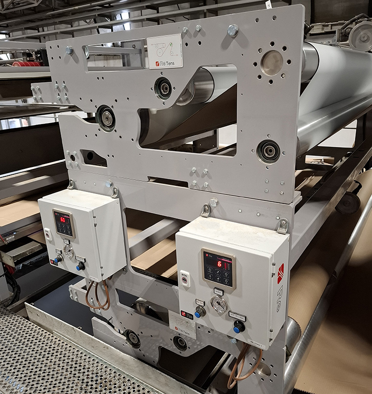 ReTens systems on cardboard corrugator