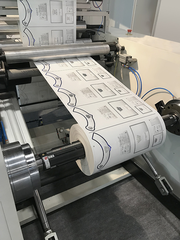 Eje de listones en máquina de impresión